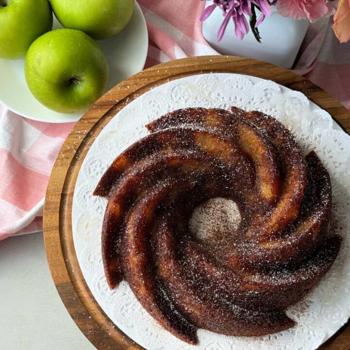 recipe for applesauce bundt cake