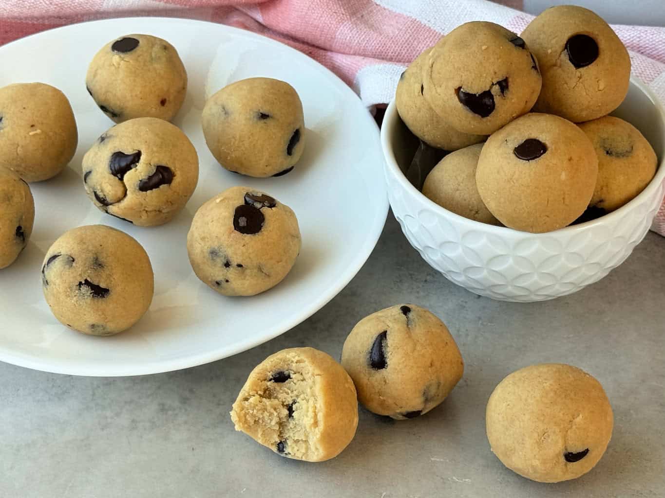 Vanilla Protein Ball Recipe (No Bake Energy Balls)